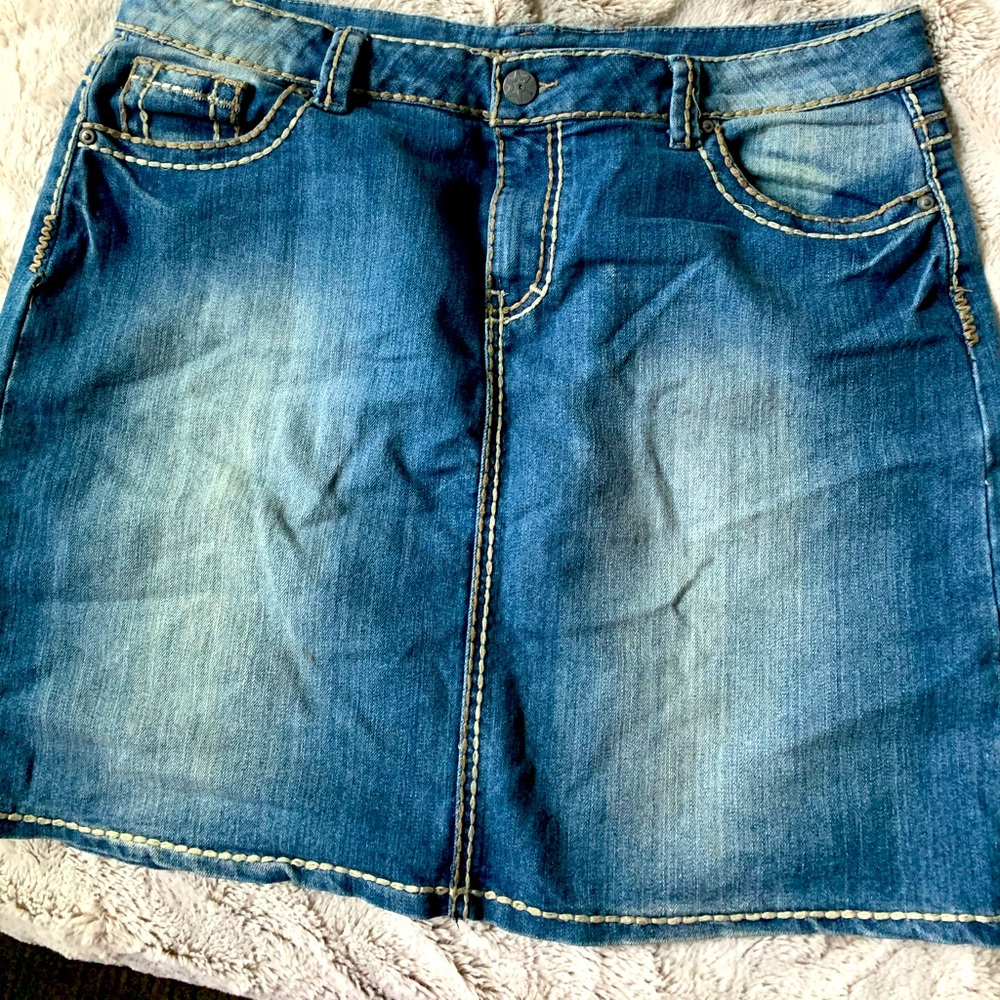 Denim skirt- super cute for fall!